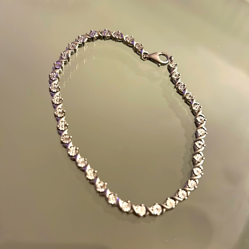 Diamond Bracelet (1/10 ct. tw.) in Sterling Silver (Used)